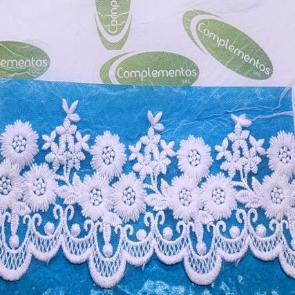 Puntilla tull bordado 11 cm x 15 yds