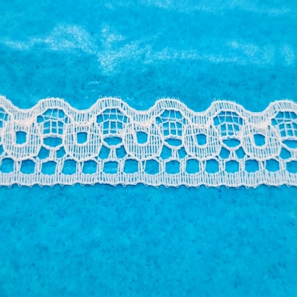 Puntilla de nylon 1.6 cm x 20 yd
