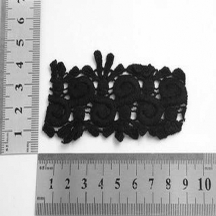 Guipure alg. 4.5 cm negro x 15 yd
