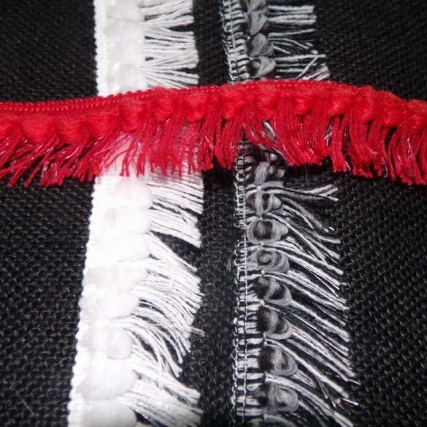 Fleco con pompon x 5 mts