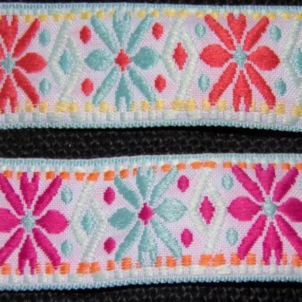 Galon bordado flores 30mm x 10 mt aqua y