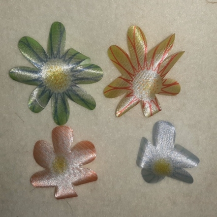 Flor estampada fusionable x 25 gde