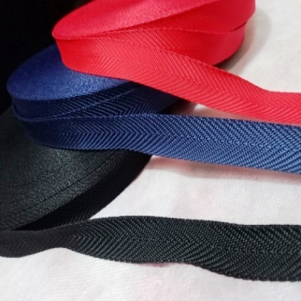 Cinta ribete ppp color 21 mm x 10 mts